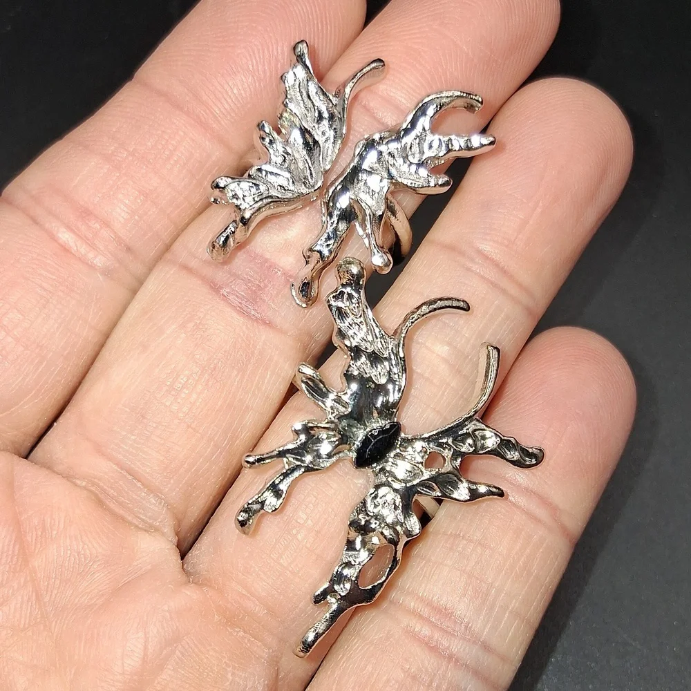 NWT Adorable Boho Silver Exaggerated Butterfly Adjustable Set Of Two Rings!!